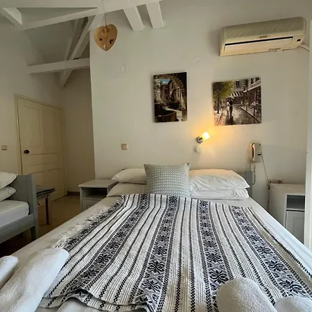 Selini Áyios Nikítas