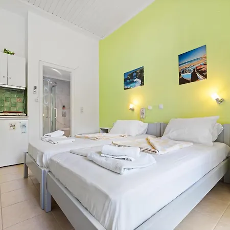 Selini Áyios Nikítas