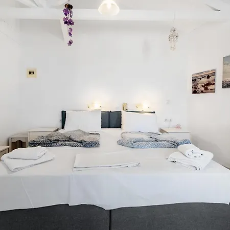 Selini Hotel 2*