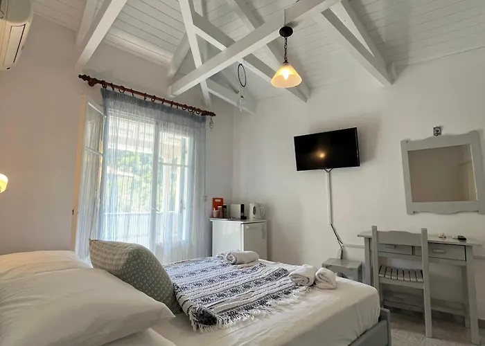 Selini Áyios Nikítas